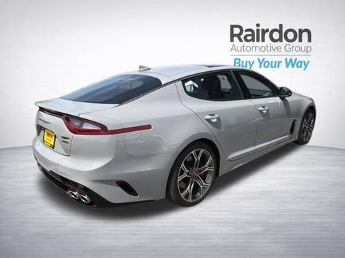 Used 2020 Kia Stinger GT2 image 7
