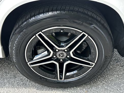 Certified 2025 Mercedes-Benz GLE 450e 4MATIC image 23