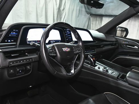 Used 2022 Cadillac Escalade ESV Sport w/ Touring Package AWD/4WD image 19