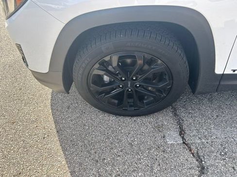 Used 2020 GMC Terrain SLT w/ Preferred Package AWD/4WD image 14