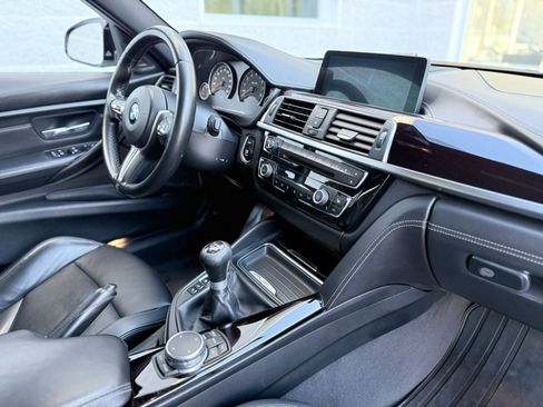 Used 2016 BMW M3 image 28