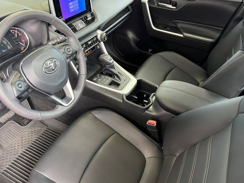 Certified 2025 Toyota RAV4 XLE Premium AWD/4WD image 9