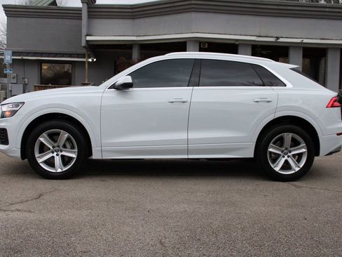 Used 2019 Audi Q8 Premium image 4
