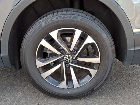 Used 2023 Volkswagen Tiguan S AWD/4WD image 9