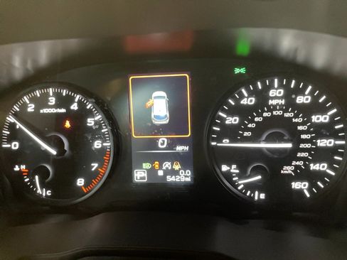 Used 2024 Subaru Impreza 2.0i AWD/4WD image 14