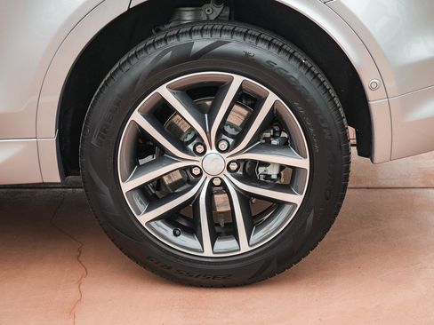 Certified 2025 Land Rover Discovery Sport S AWD/4WD image 14