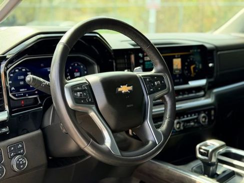 Certified 2023 Chevrolet Silverado 1500 LTZ image 9