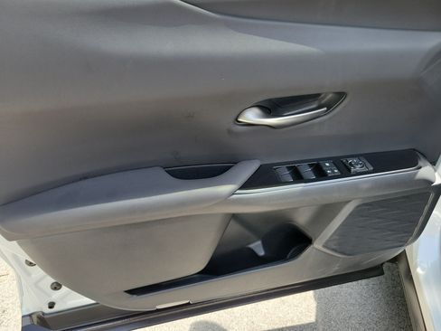 Used 2023 Lexus UX 250h FWD w/ Accessory Package (Z1) image 19