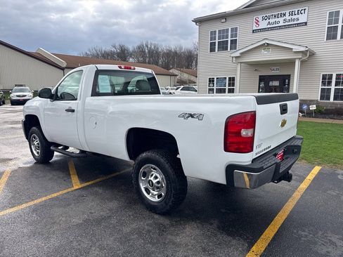 Used 2013 Chevrolet Silverado 2500 W/T w/ Snow Plow Prep Package image 9