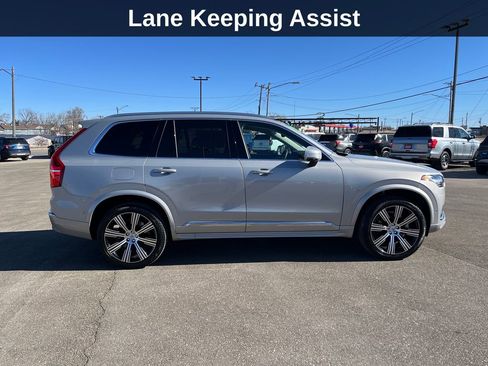 Used 2024 Volvo XC90 B5 Plus image 8