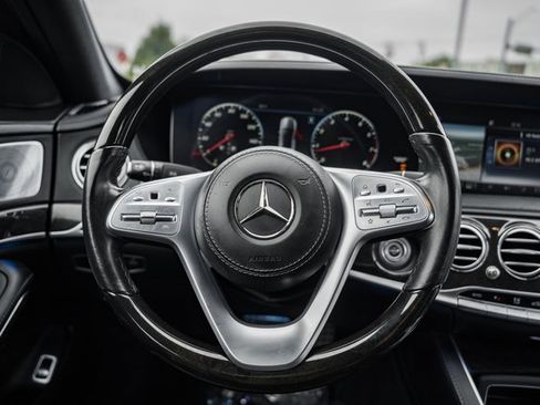Used 2019 Mercedes-Benz S 560 4MATIC Sedan image 30