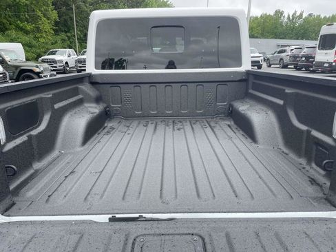 New 2026 Jeep Gladiator Sport AWD/4WD image 40