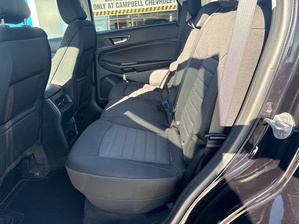 Used 2023 Ford Edge SE w/ Black Appearance Package AWD/4WD image 28