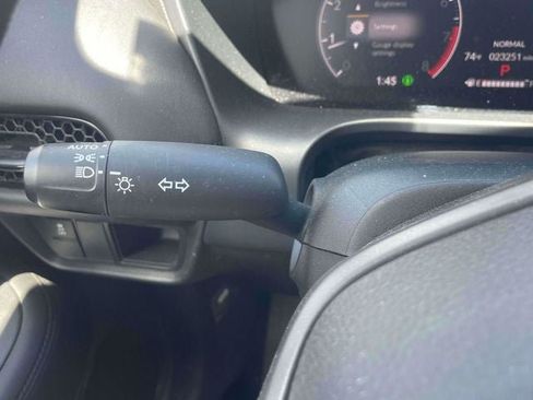 Used 2023 Honda HR-V LX image 24