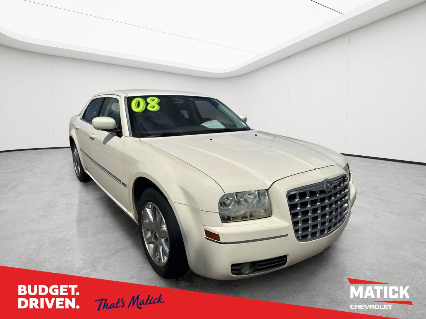 Used 2008 Chrysler 300 Touring RWD image 1