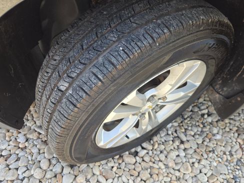 Used 2013 Chevrolet Equinox LT w/ Driver Convenience Package AWD/4WD image 9