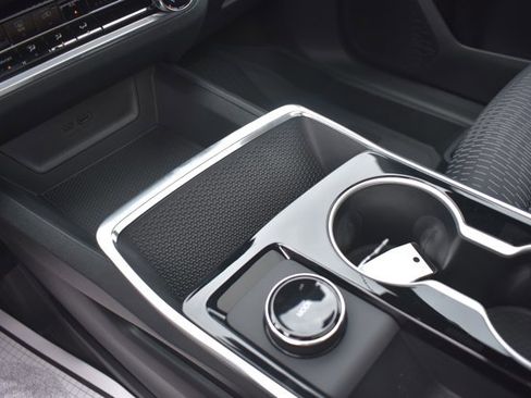 New 2026 Chevrolet Equinox LT w/ Midnight Edition image 26