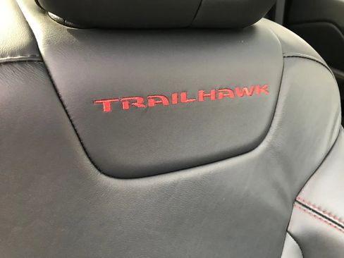 Used 2016 Jeep Cherokee Trailhawk w/ Comfort/Convenience Group image 52