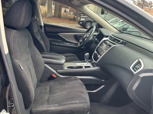 Used 2018 Nissan Murano SV image 12