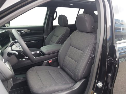 New 2026 Chevrolet Traverse LT w/ Sun and Wheel Package image 27