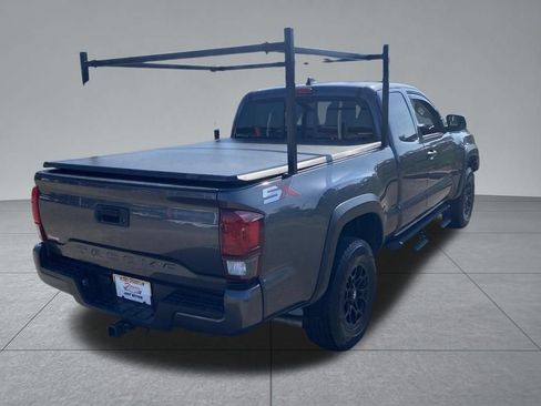 Used 2022 Toyota Tacoma SR w/ SX Package RWD image 11