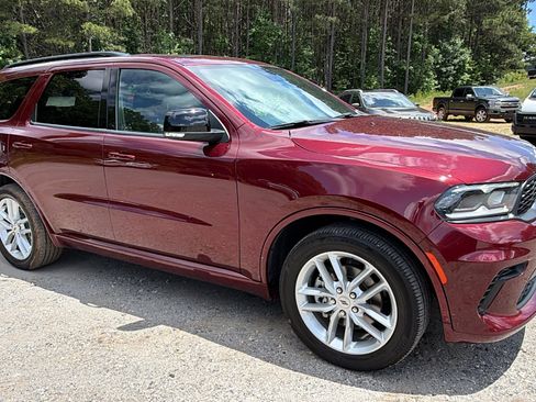 Certified 2024 Dodge Durango GT RWD image 5