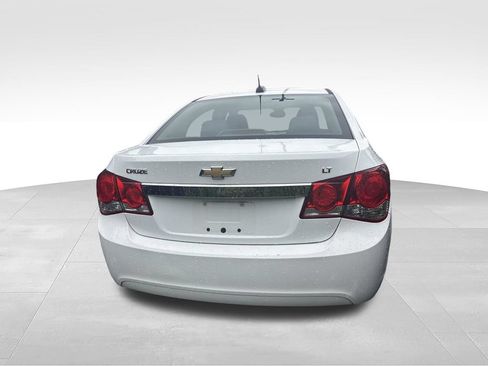 Used 2015 Chevrolet Cruze LT FWD image 4