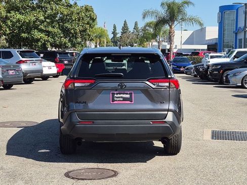 Used 2024 Toyota RAV4 LE FWD image 7