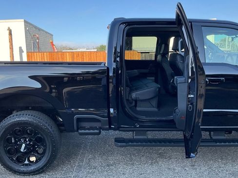 New 2026 Ford F250 Lariat w/ Black Appearance Package AWD/4WD image 28