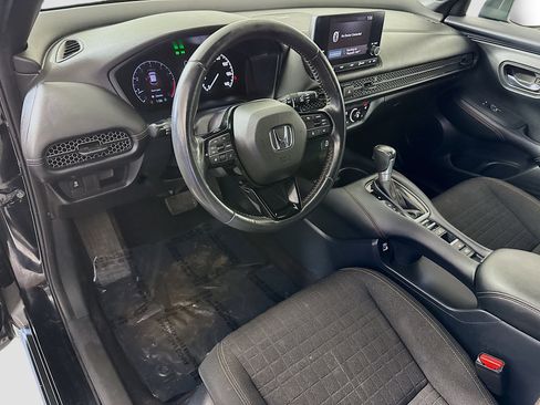 Used 2023 Honda HR-V Sport image 23