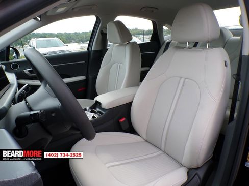 Used 2025 Hyundai Sonata SE image 25
