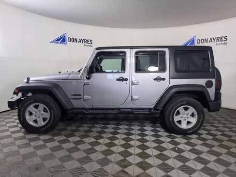 Used 2017 Jeep Wrangler Unlimited Sport w/ Quick Order Package 24S AWD/4WD image 2