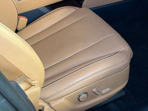 Used 2023 Genesis GV80 2.5T w/ Prestige Package image 11