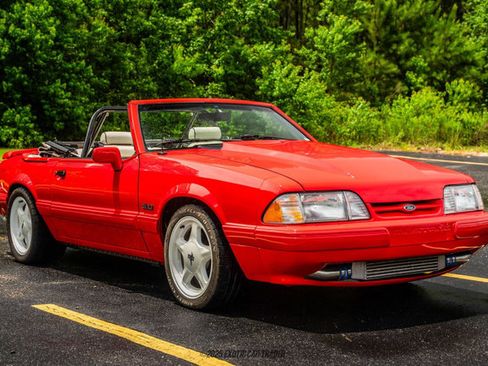 Used 1992 Ford Mustang LX image 12