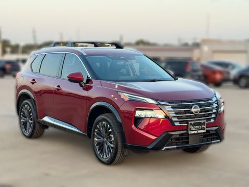 Certified 2026 Nissan Rogue Platinum AWD/4WD image 5