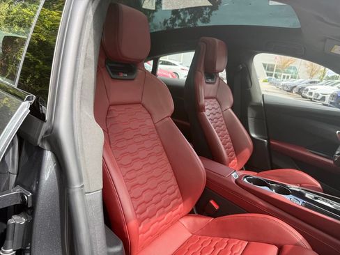 Used 2024 Audi RS e-tron GT w/ Carbon Performance Package AWD/4WD image 20