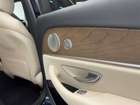 Used 2022 Mercedes-Benz E 350 Sedan w/ AMG Line Exterior image 49