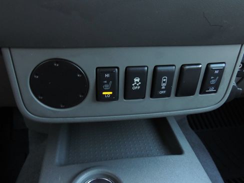 Used 2020 Nissan Frontier SV w/ Midnight Edition Floor Mats RWD image 24