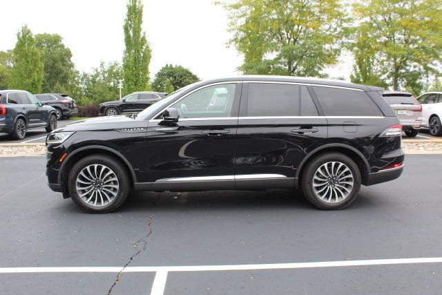 Used 2023 Lincoln Aviator Reserve w/ Elements Package Plus AWD/4WD image 9