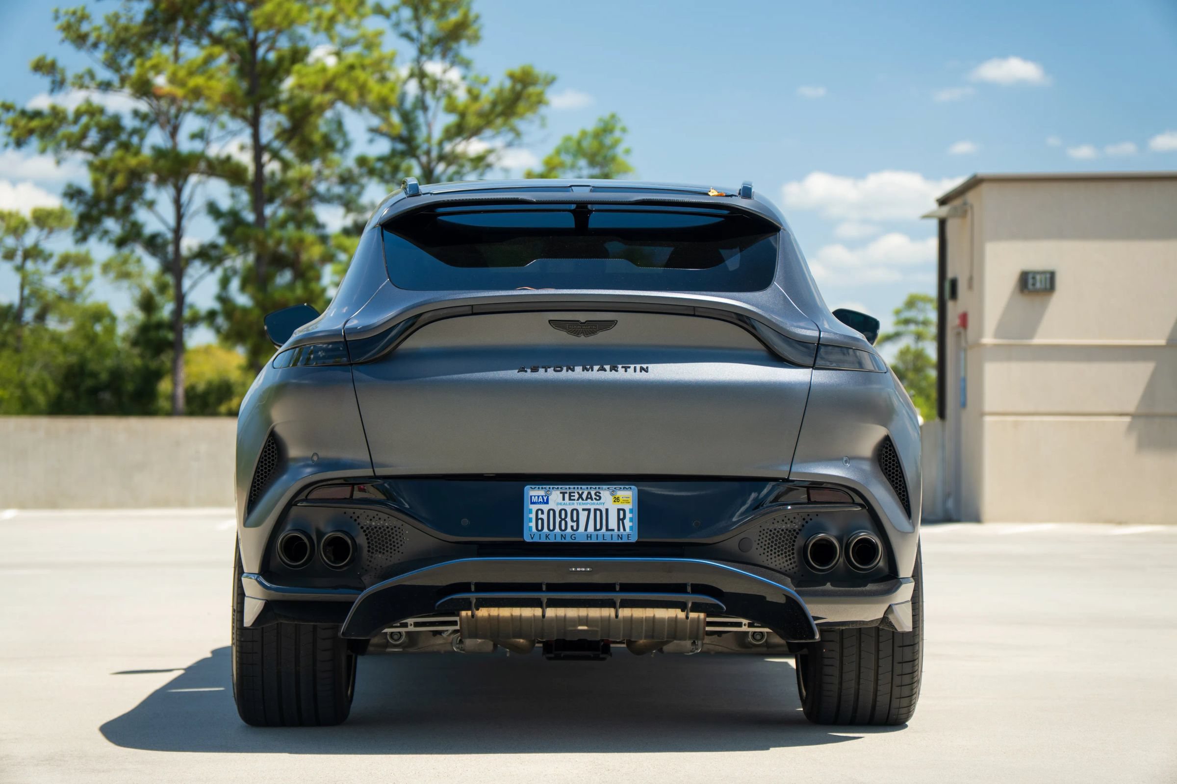 Used 2025 Aston Martin DBX 707 AWD/4WD image 8