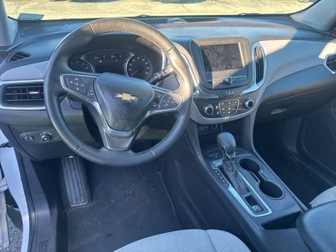 Used 2024 Chevrolet Equinox LT image 12