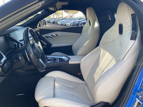 Used 2019 BMW Z4 sDrive30i w/ M Sport Package RWD image 16