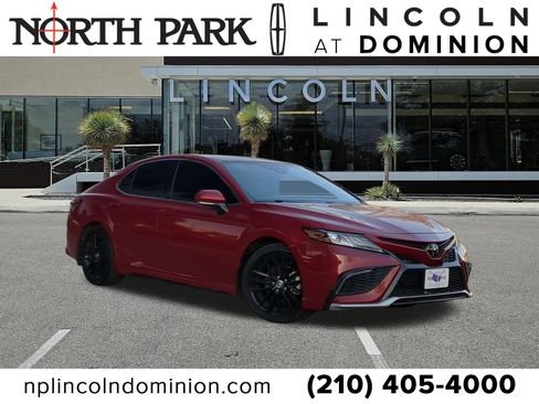 Used 2023 Toyota Camry XSE image 1