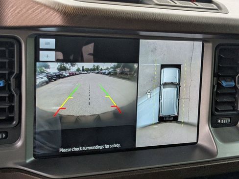 Used 2021 Ford Bronco Outer Banks image 12