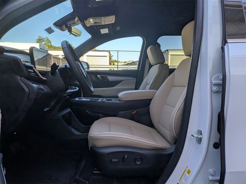 New 2026 Buick Enclave Preferred w/ Power Package image 14