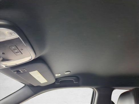Used 2018 Jeep Grand Cherokee Trailhawk AWD/4WD image 16