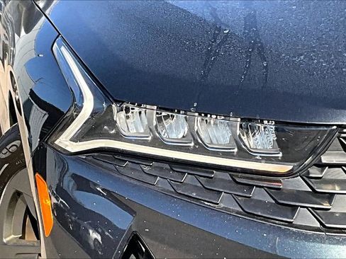 Used 2022 Kia K5 LXS image 31