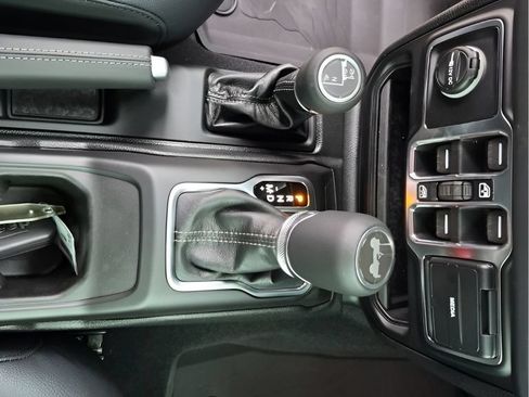 New 2026 Jeep Wrangler Unlimited Sahara AWD/4WD image 44