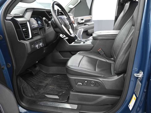 Used 2024 GMC Sierra 2500 Denali w/ Denali Reserve Package image 12