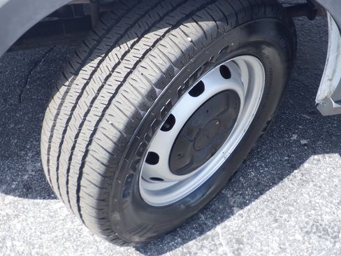 Used 2018 Ford Transit 250 138 image 13